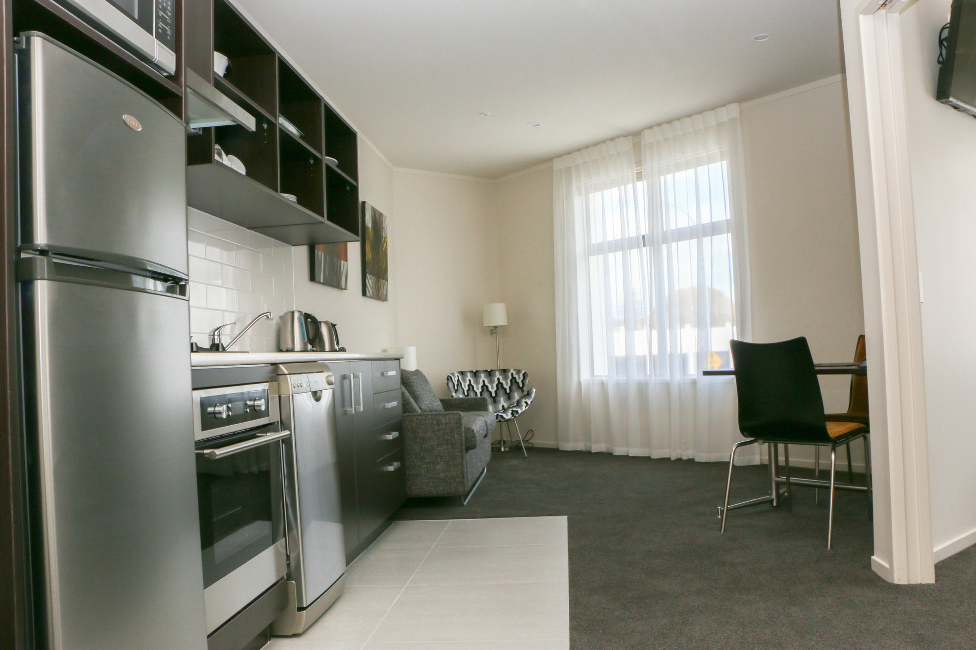 Quest Aparthotel 4*